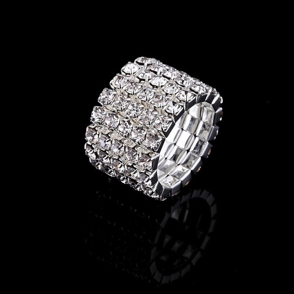 New Rhinestone Diamond Bling Ring - Picture 3 of 8